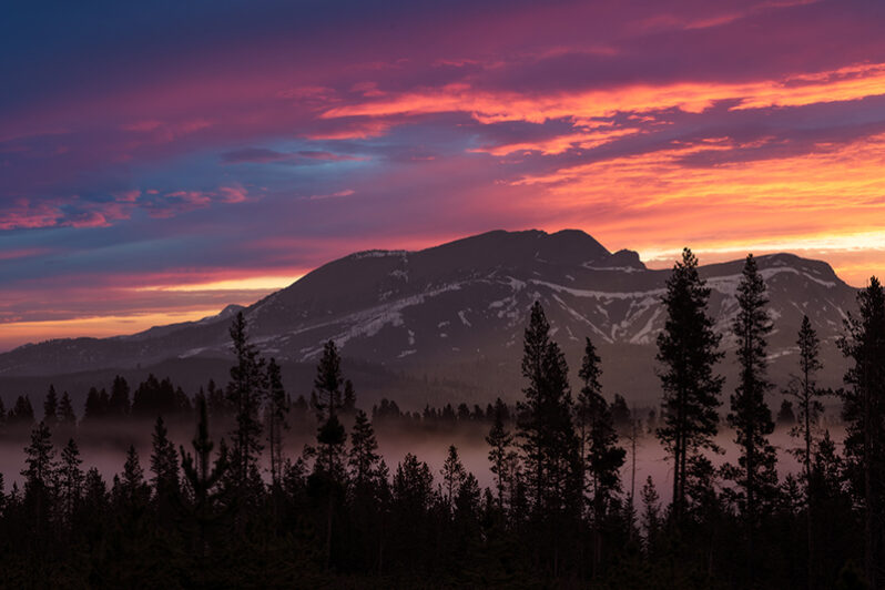 Sunsetting over distant mountains Get Lost in America