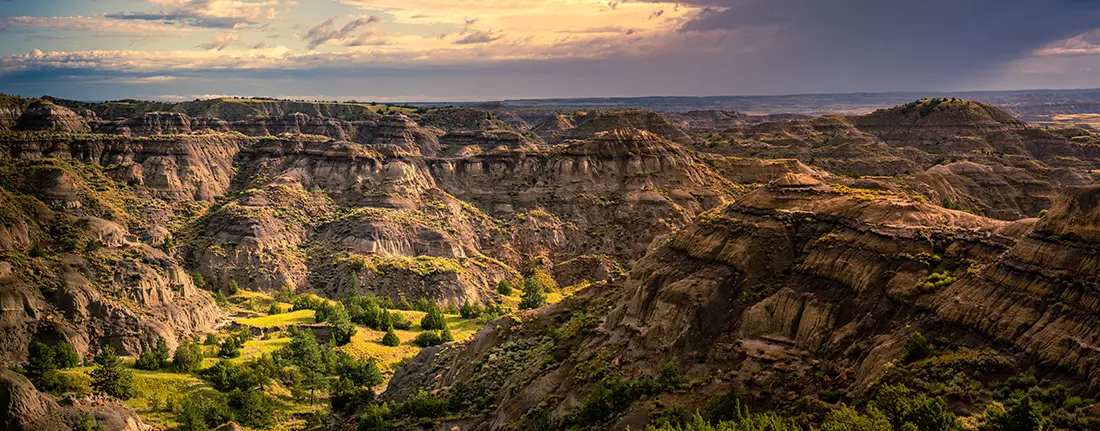 Discover adventure in the 15 best Montana State Parks, from towering mountains to crystal-clear lakes. Perfect for every outdoor enthusiast!