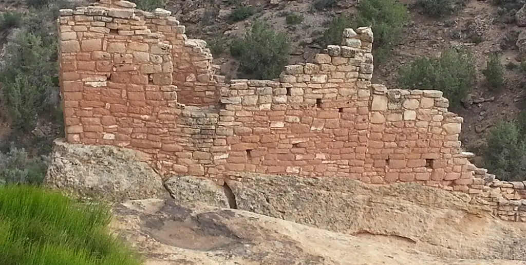 Larger Puebloan dwelling