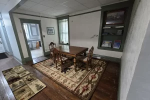 Dinning Room Harlowton, Montana Vacation Rental. Get Lost in America