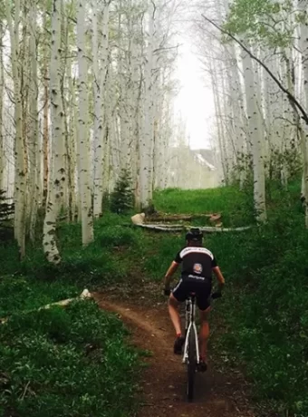 Discover the Top Colorado Mountain Biking Trails, from high-alpine epics to flowing singletrack. Best rides the in Centennial State. Get Lost in America.