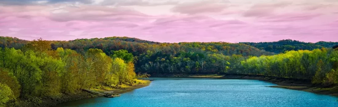 Discover Missouri bass fly fishing. tips on best spots, flies, techniques an unforgettable experience. Explore Table Rock & Lake of the Ozarks. Get Lost in America