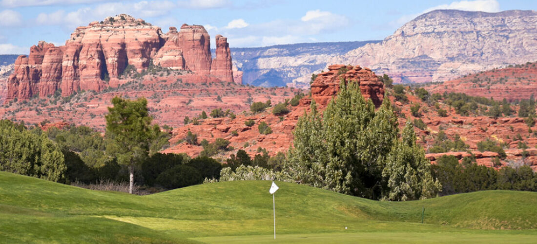 Top Arizona Golf Courses, from Scottsdale's iconic TPC to hidden gems. Find course details, FAQs, and tips to plan your ultimate golf getaway. Get Lost in America