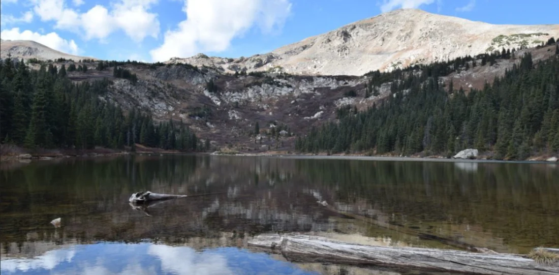 Embark on the ultimate adventure by backpacking Kroenke Lake-Hartenstein Lake, exploring pristine wilderness and thrilling landscapes!