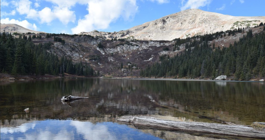 Embark on the ultimate adventure by backpacking Kroenke Lake-Hartenstein Lake, exploring pristine wilderness and thrilling landscapes!