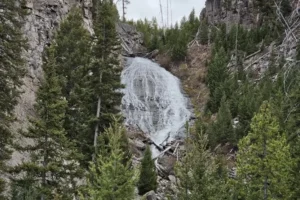 Wraith Falls Yellowstone 1. 3